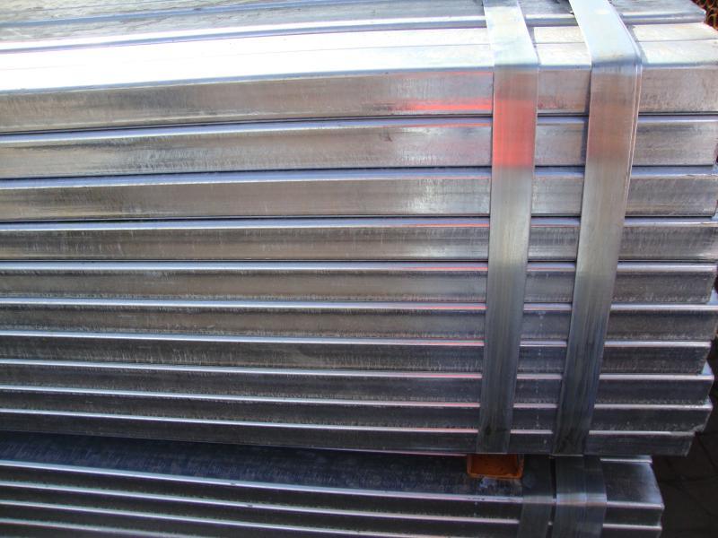 Carbon Steel Pipe Manufacturers