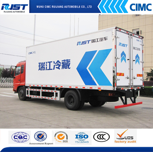 4* 2 Dongfeng Refrigerated Truck
