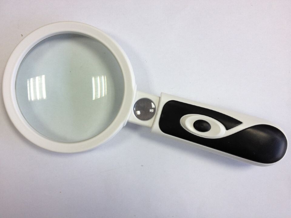 Retractable Double-Magnification Handheld with 2 LED