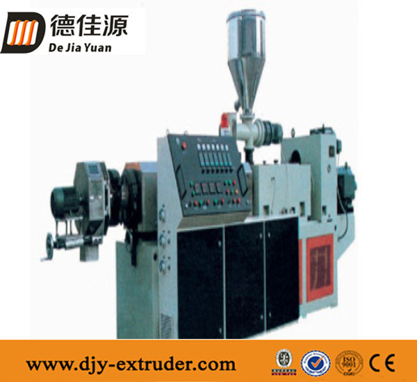 China WPC Double-Screw Extruder Plastic Machinery