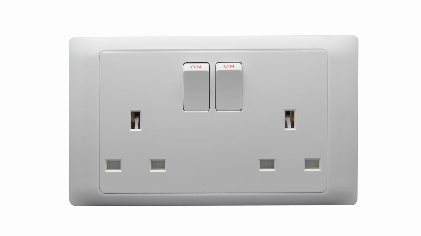 BSI Standard Light Socket