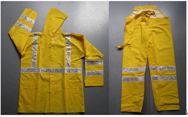 Cheap Waterproof Safety Rainsuit with 3cm Reflective Strip