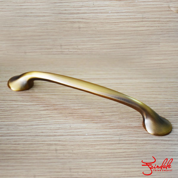 Hardware Fitting Furniture Cabinet Zinc Handle Pull Handle (AW1720)