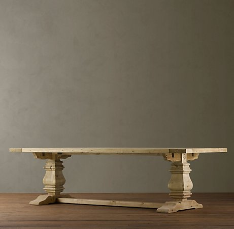 Recycled Dinding Table