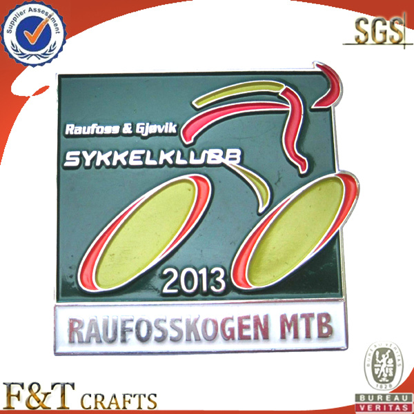 Custom Badge (FTBG146P)