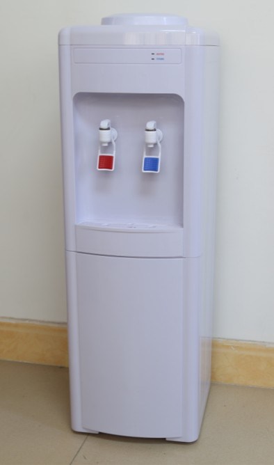 Hot and Cold Standing Water Dispenser (XJM-08)