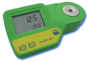 Digital Salinity Meter Sea Water (NaCl) Refractometer (AMR102)