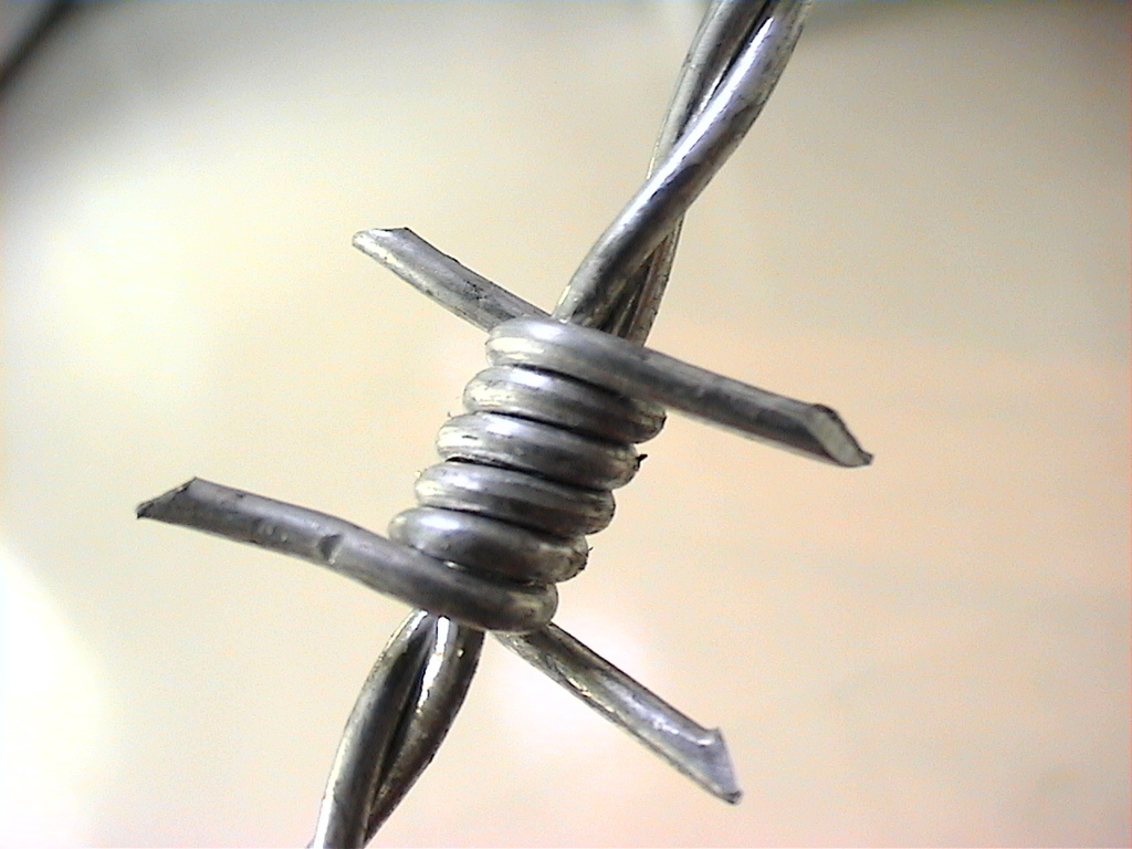 12X12, 14X14 Barbed Wire