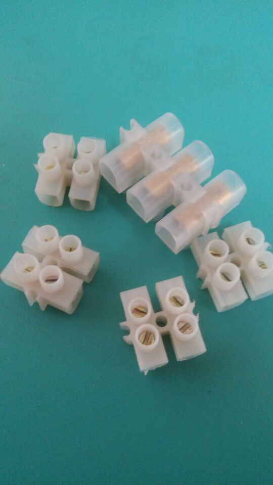 PE Material 2 Way 3 Way Strip Terminal Connector