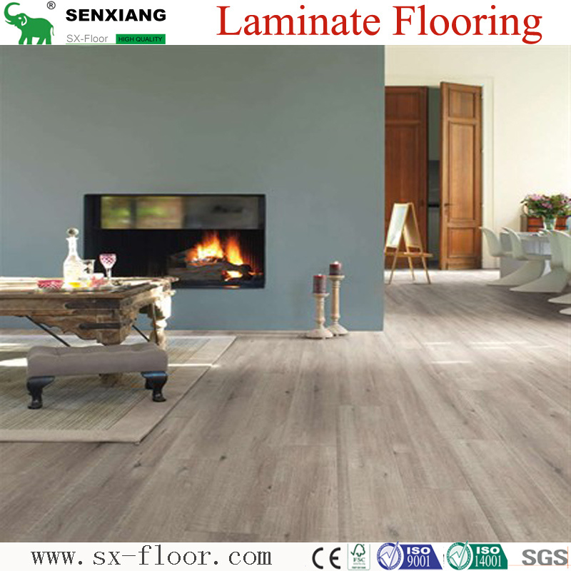 Upscale Oak Pattern Wearable AC4 Waterproof Laminated Laminate Flooring