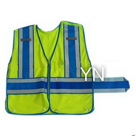 Reflective Work Uniform for Safe