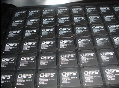 Electronic Component IC M69000