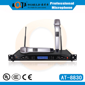 UHF Wireless Microphone System