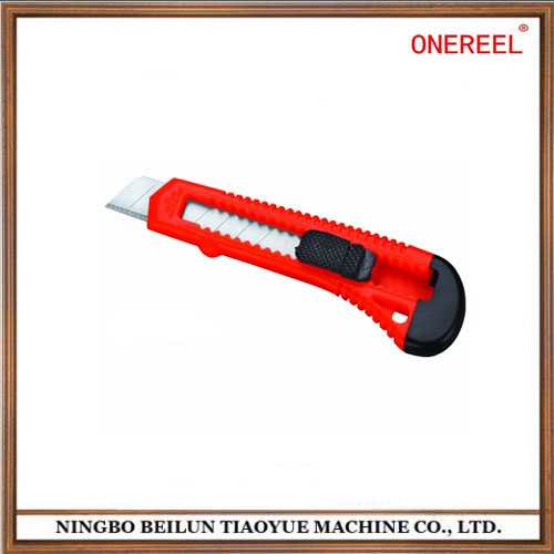 Good Quality Hardware Tools Plastic Utility Knife (TY80)