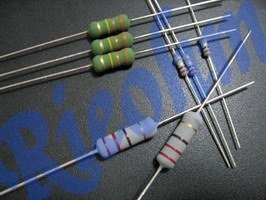 Metal Oxide Film Fixed Resistors (MO-01)