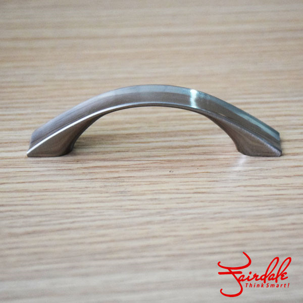 Zinc Alloy Furniture Handle Drawer Handle Pull Handle (AW2013)