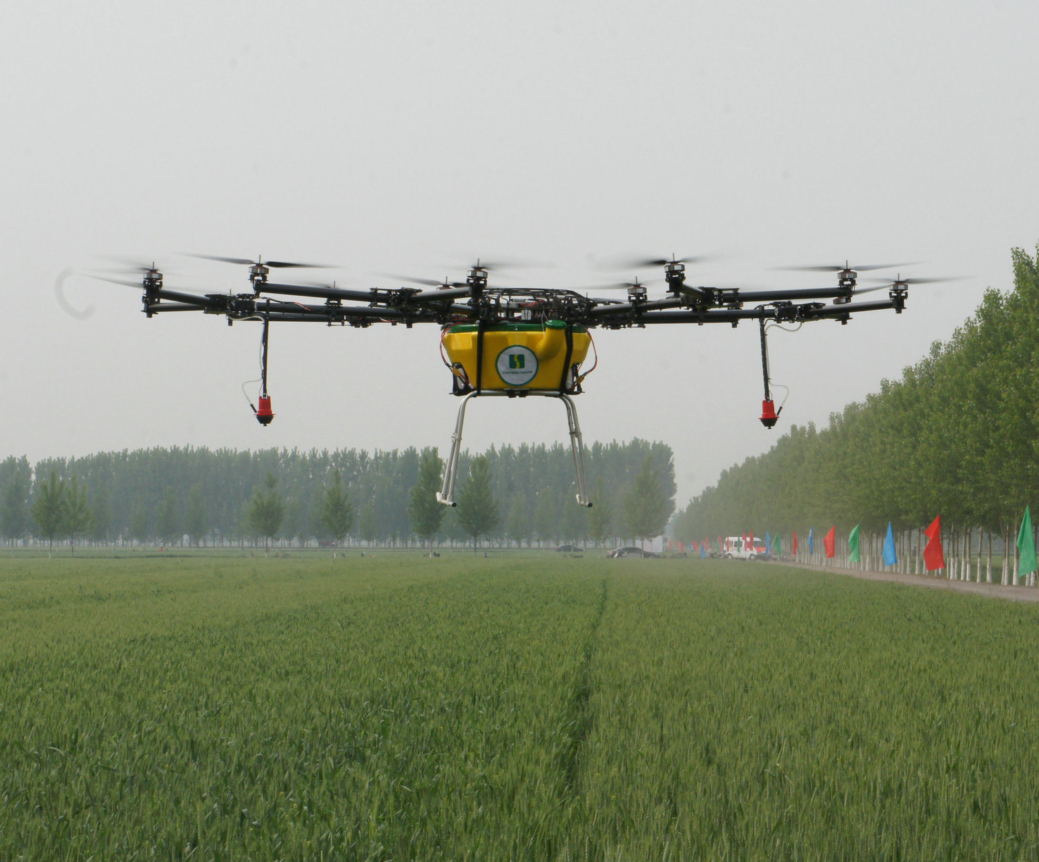 electric multiple unmanned gyroplane sprayer