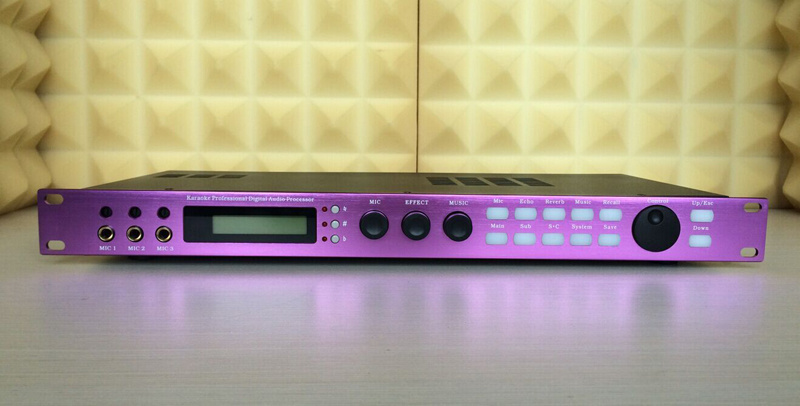 Digital Karaoke Processor with Vocal Change Tone