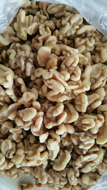 Blanched Walnut Kernels