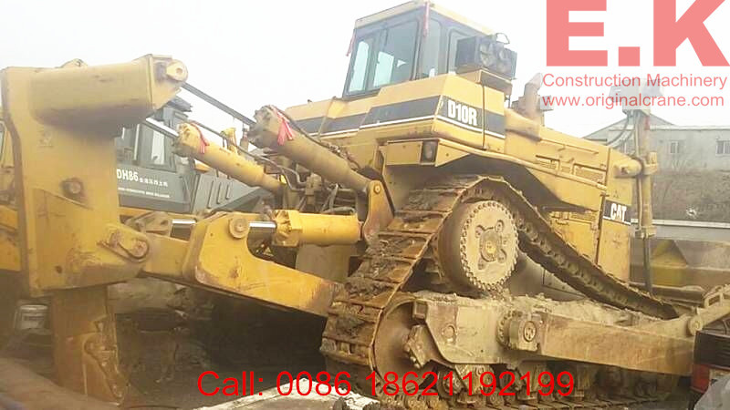 2000 Year Used Caterpillar Bulldozer (D10R)