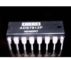 Electronic Component IC Ads7812p
