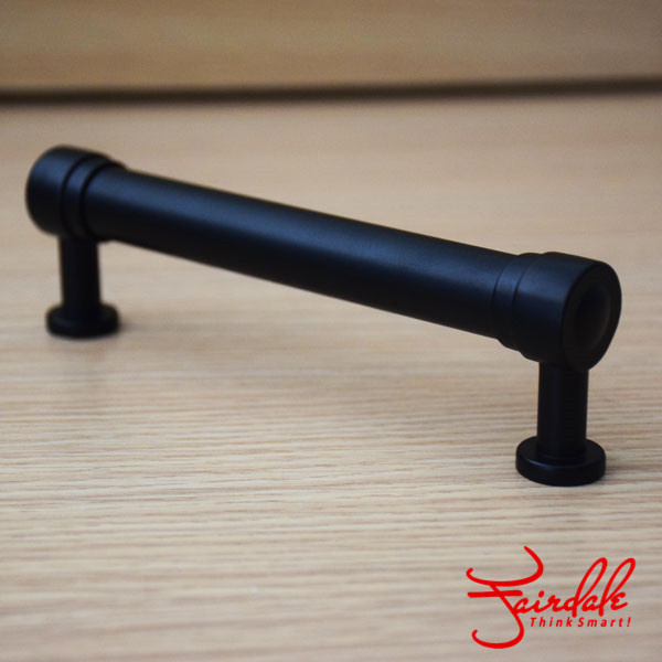 Kitchen Cabinet Handle in Zinc Alloy Pull Handle (26-CX1019)