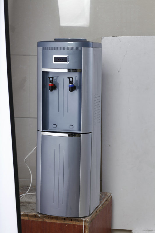 High Quality Standing Water Dispenser (XJM-178)