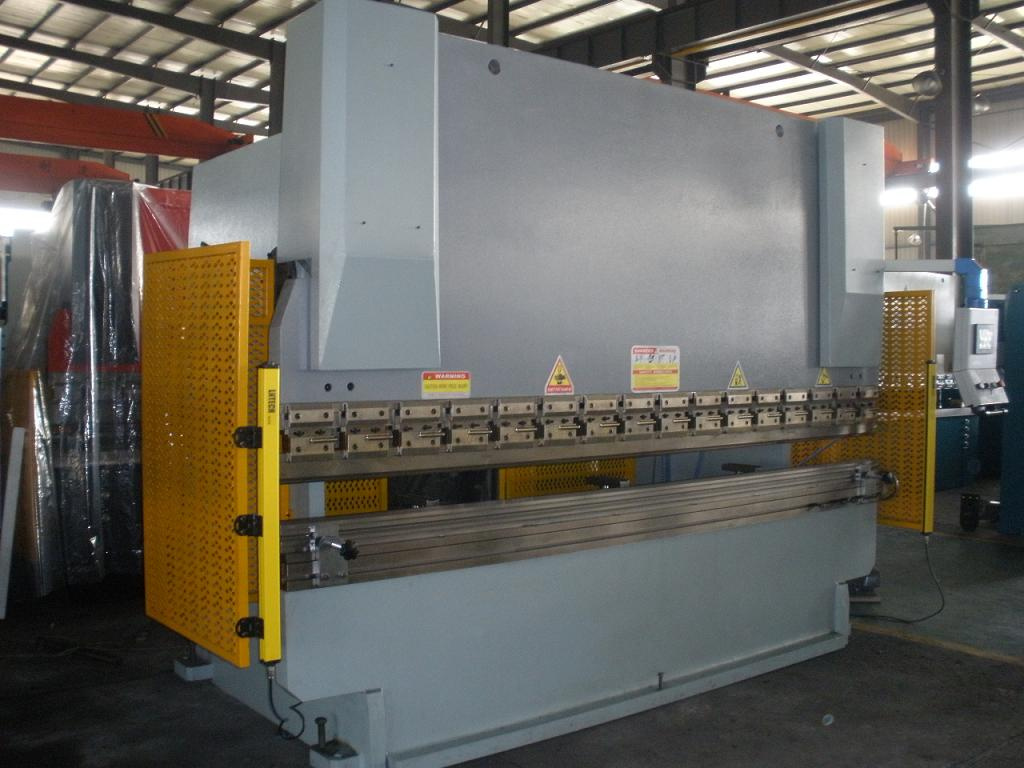 Bending Machine WC67Y-125T/2500