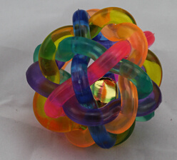 TPR Eco-Friendly Rainbow Ball Pet Toys (SG-0293)