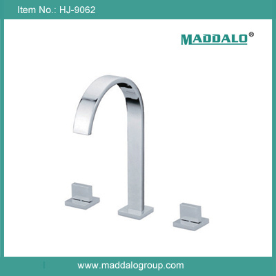 Double Handle Goose Neck Three Way Bathroom Faucet (HJ-9062)