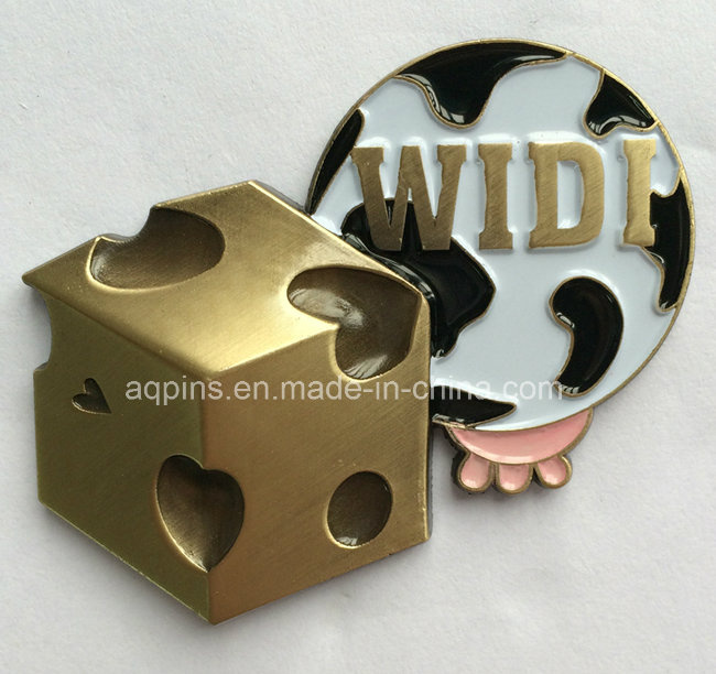 3D Antique Metal Cheese Pin Badge with Enamel Badge (badge-058)