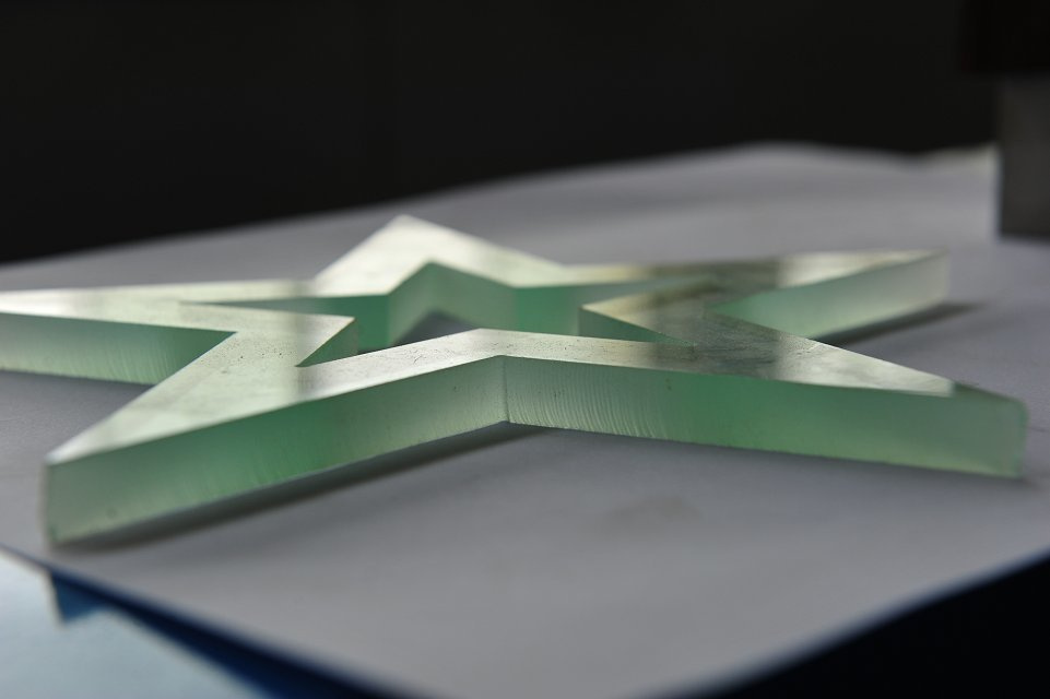Glass Pattern Cutting Machine