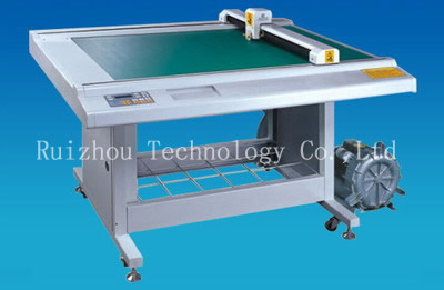 Digital Shoes Plastic Pattern Cutting Machine (RZCUT-0906A)