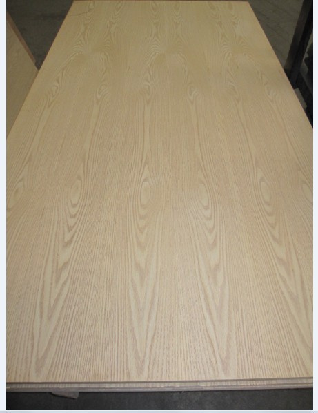 Factory-B/C Grade Natural Red Oak Fancy Veneered MDF E1 Glue