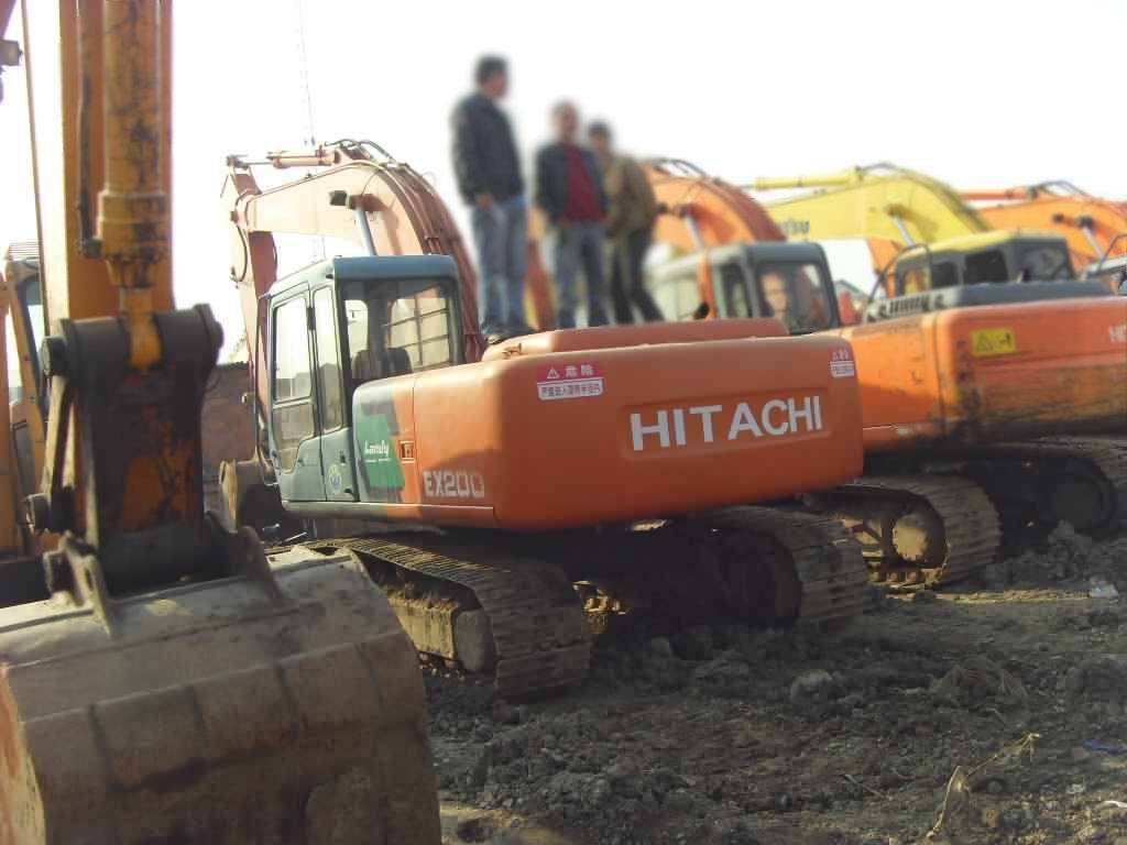 Used Construction Machinery/ Hitachi Excavator (EX200-5)