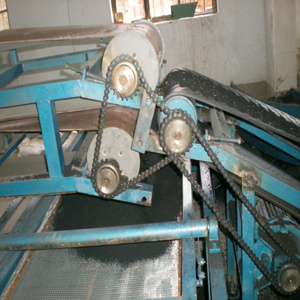 Waste Tyre Rubber Powder Machinery (XKP400/ 450/ 560)