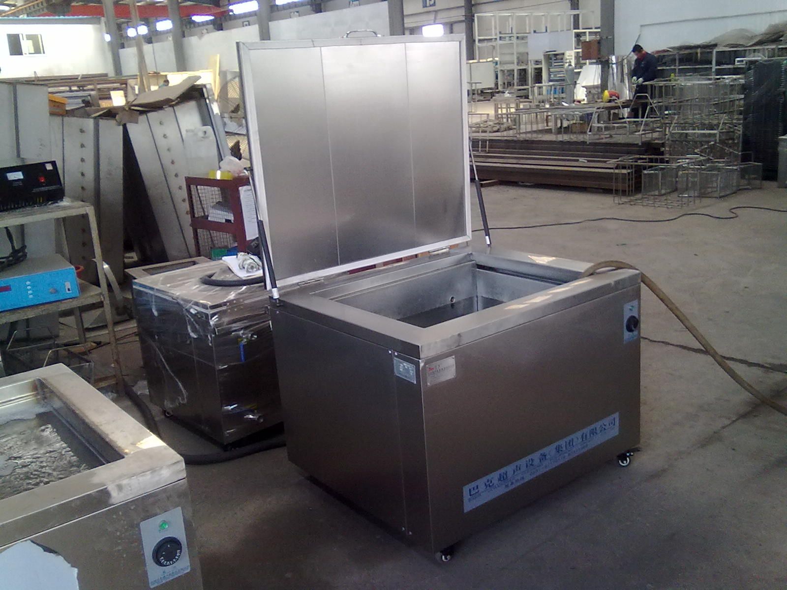 Engine Carbon Cleaning Machine
