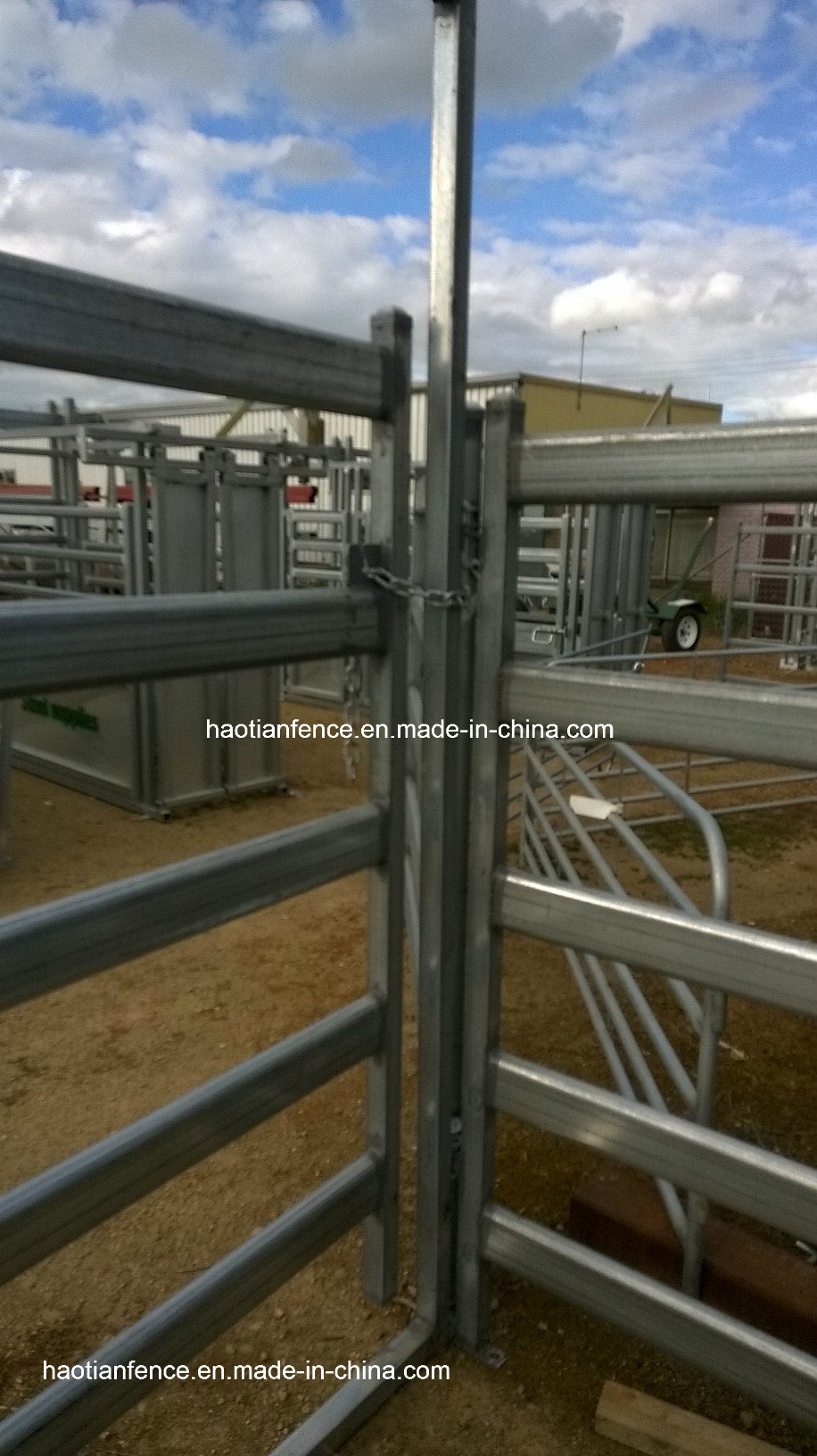 115X42mm Oval Pipe Livestock Panel Yard, Cattle Panel Yard