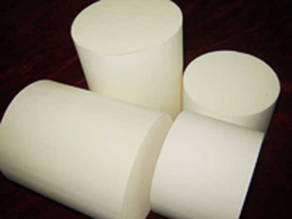 Catalyst Carrier Honeycomb Ceramic Substrate Used in Car