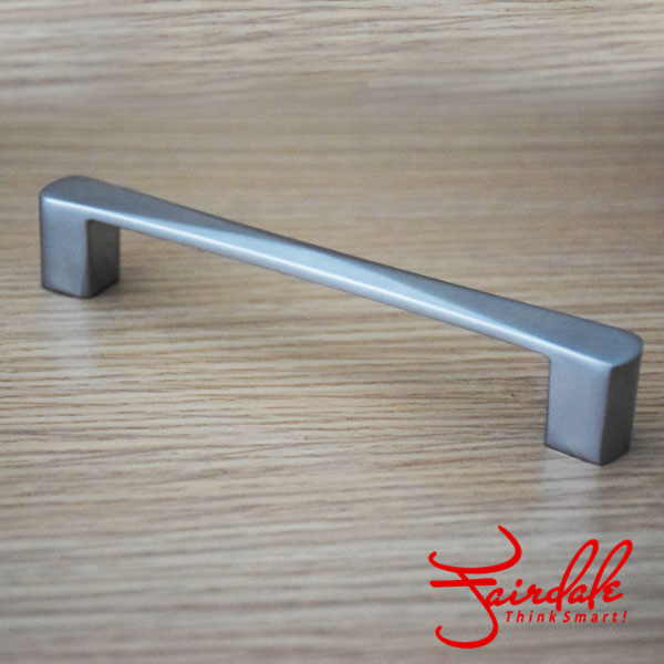 Zinc Alloy Furniture Hardware Pull Handle Drawer Handle (39-X-10023)