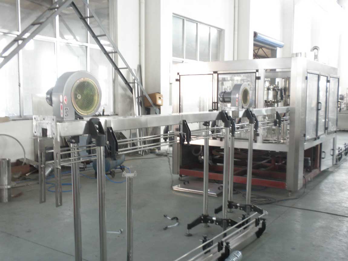 Water Washing Filling Capping 3 in 1 Machine