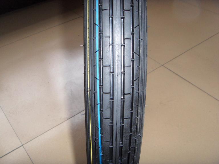Motorcle Tyre 2.50-18