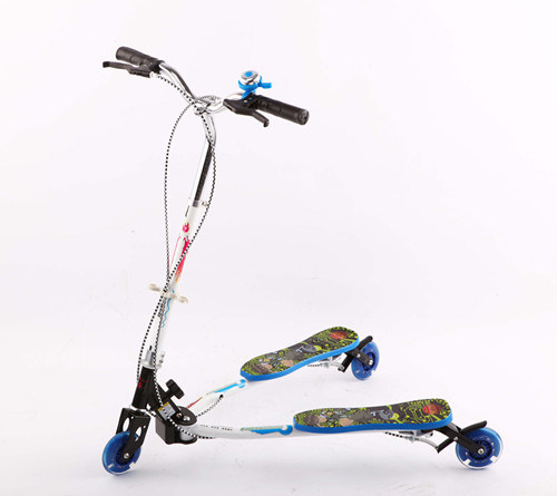 Dabao Outer Fitness Tri-Wheel Scooter (DB8068S-W1-F)