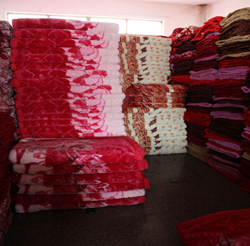 Stock 100%Polyester Mink Blanket/Bedding Set/Super Soft Blanket