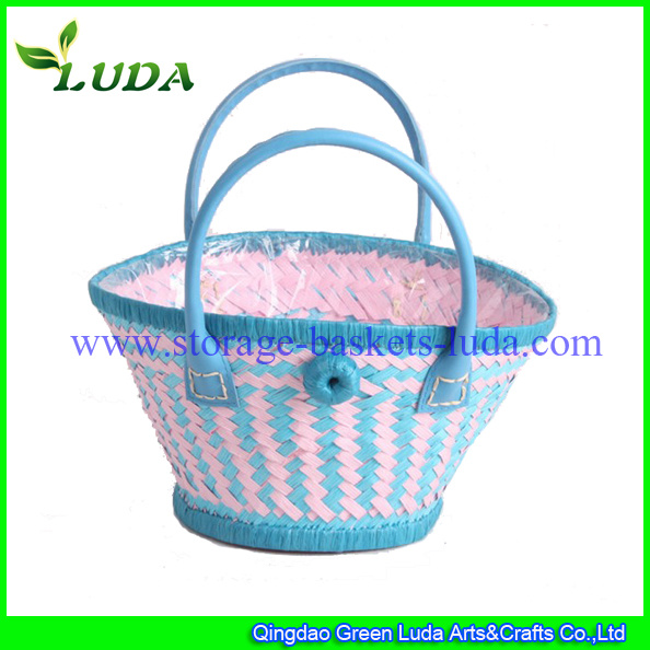 Luda Stylish Plastic Straw Basket