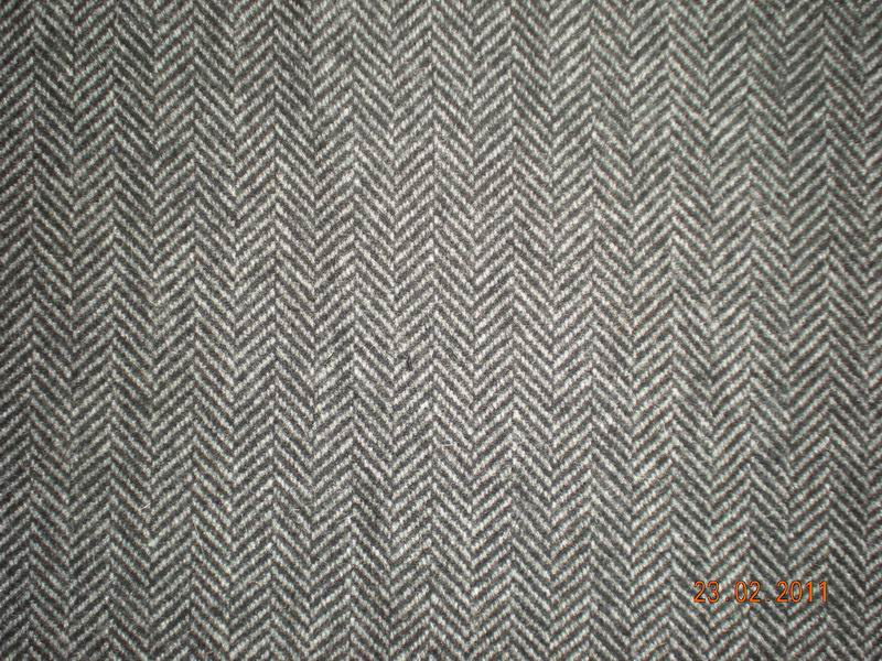 Wool Fabric in Herringbone Pattern (Art#UW082)