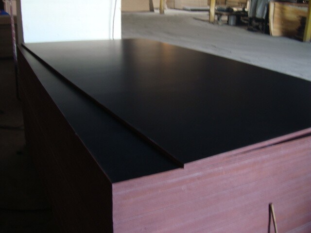 Combi Core 15mm Film Faced Plywood with High Quality