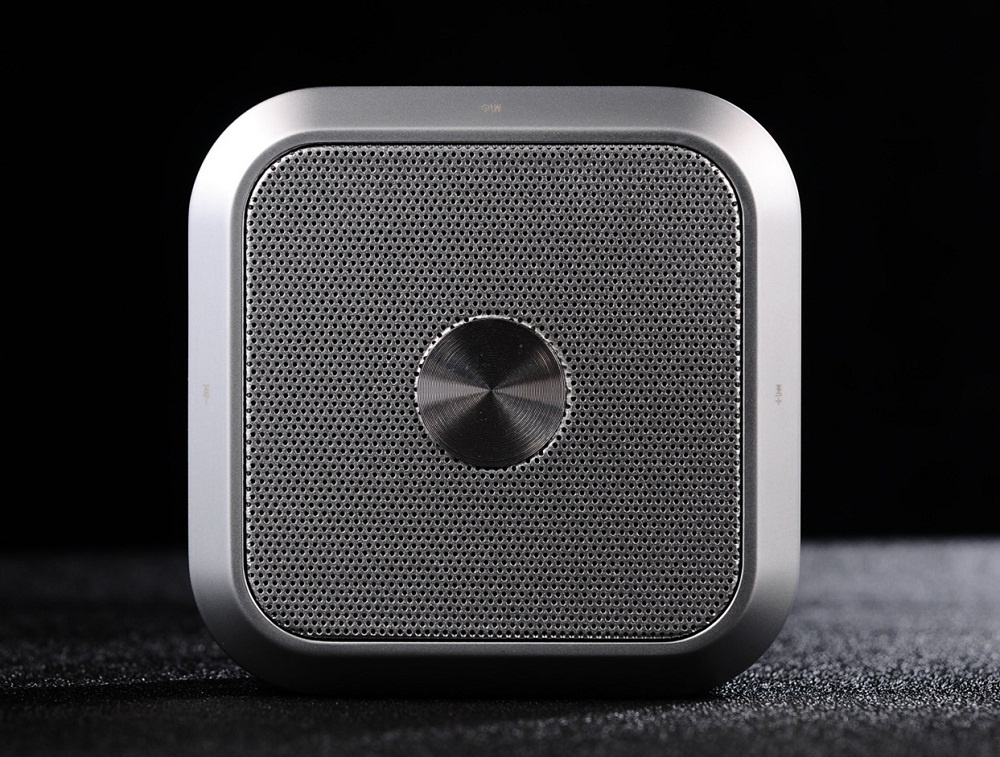 Excellent Mini Bluetooth Speaker for iPhone 6 Mobile Phone