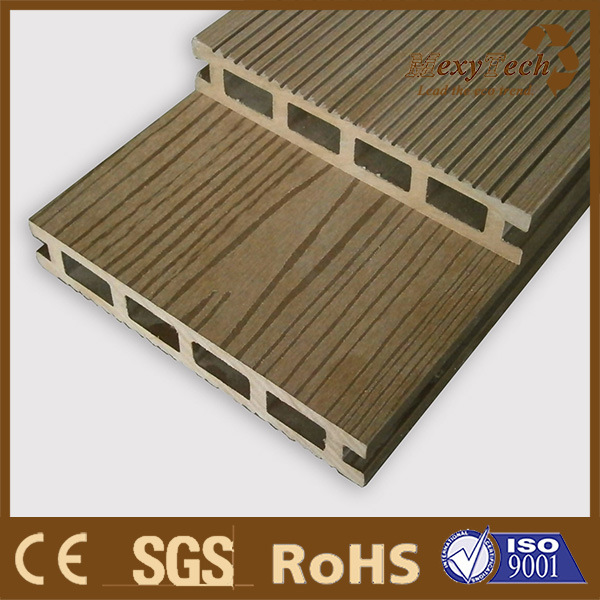 Outdoor WPC Decking with Real Wood Grain Texture 135*25mm