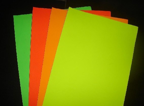 Fluorescent Adhesive Label